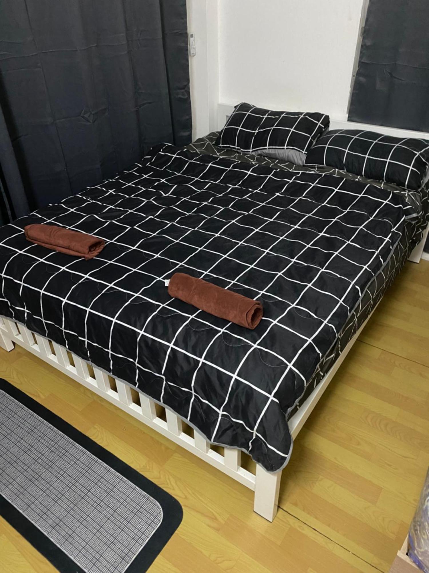 Sleep Break Hostel Sathon Bangkok Bagian luar foto